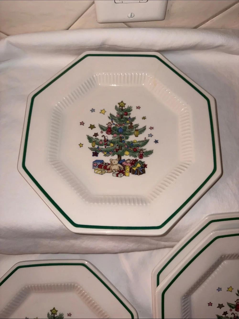 HTF Set of 5 Nikko Classic Collection Christmastime Tree Octagon Salad Plate